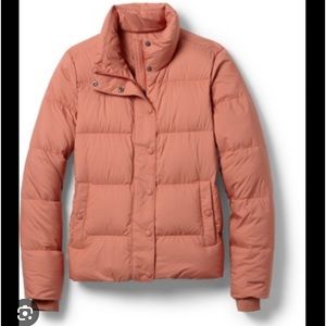 Women’s Patagonia Silent Down Jacket in Century Pink
